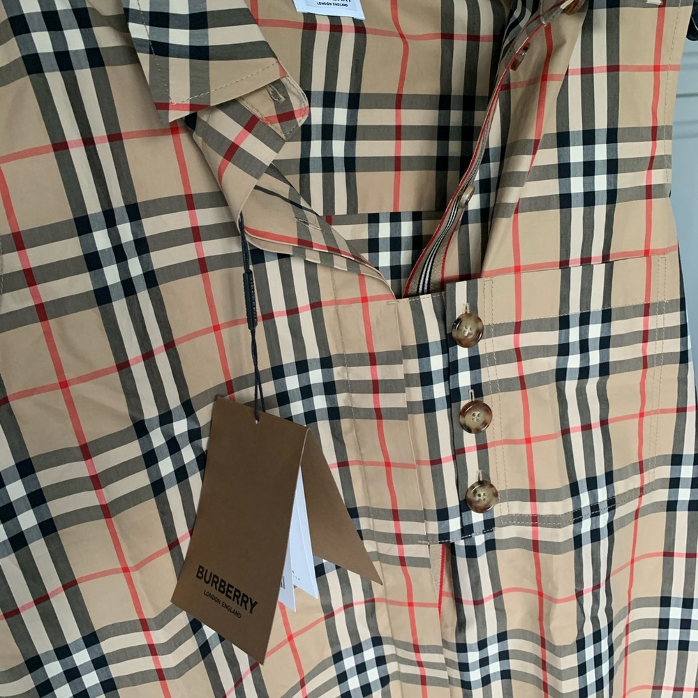 SOLD Burberry Palila Check Print Sleeveless Shirt - Picture 11 of 12